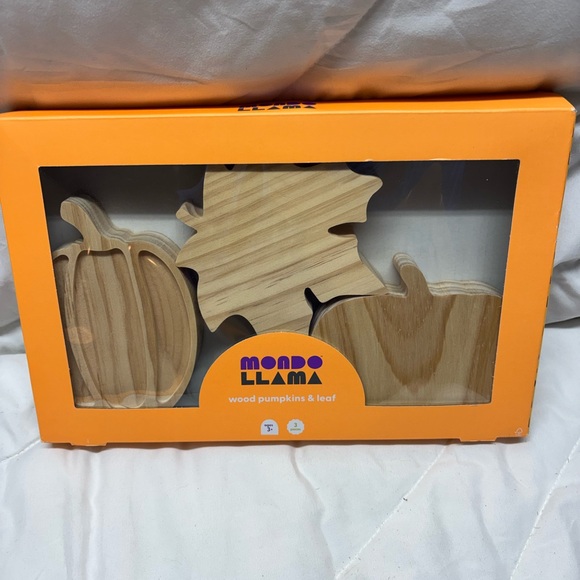 Mondo Llama Other - Mondo Llama Wooden Pumpkins And Leaf For Painting Arts And Crafts Fall Decor